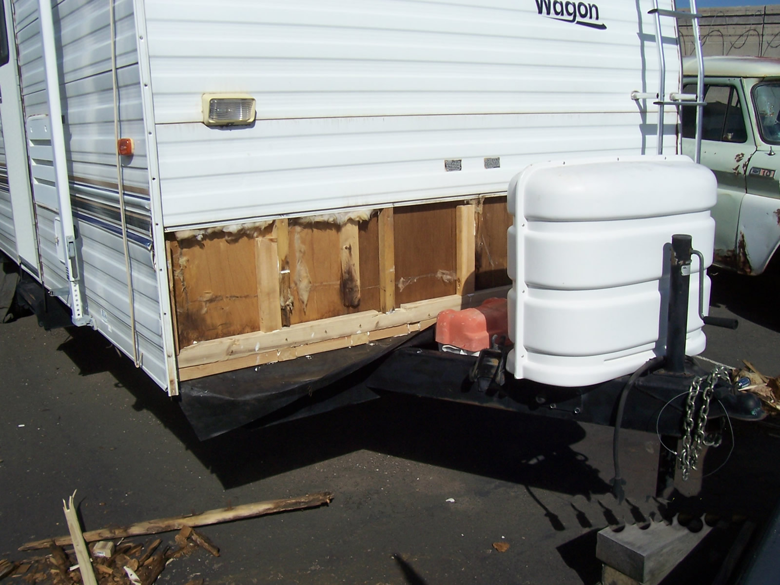 Trailer Front 015
